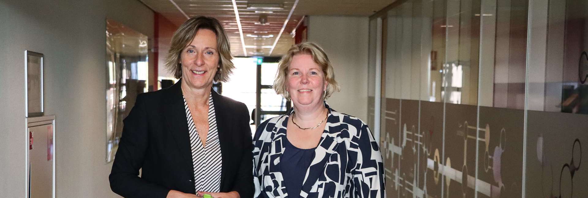 Llo 1 Marie L En Anneke