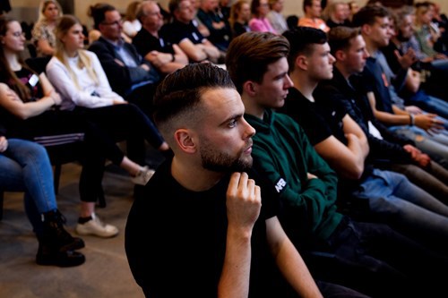 16 Img 4430